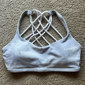 White camo Lululemon sports bra